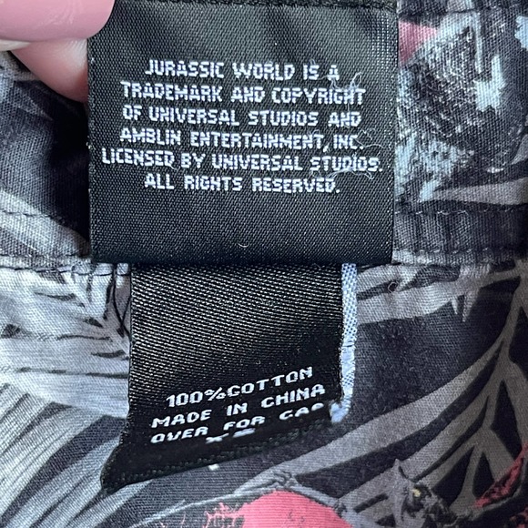 Jurassic World Shirt Mens Extra Small XS Gray Button Up Dinosaurs Tropical Movie - Picture 8 of 12